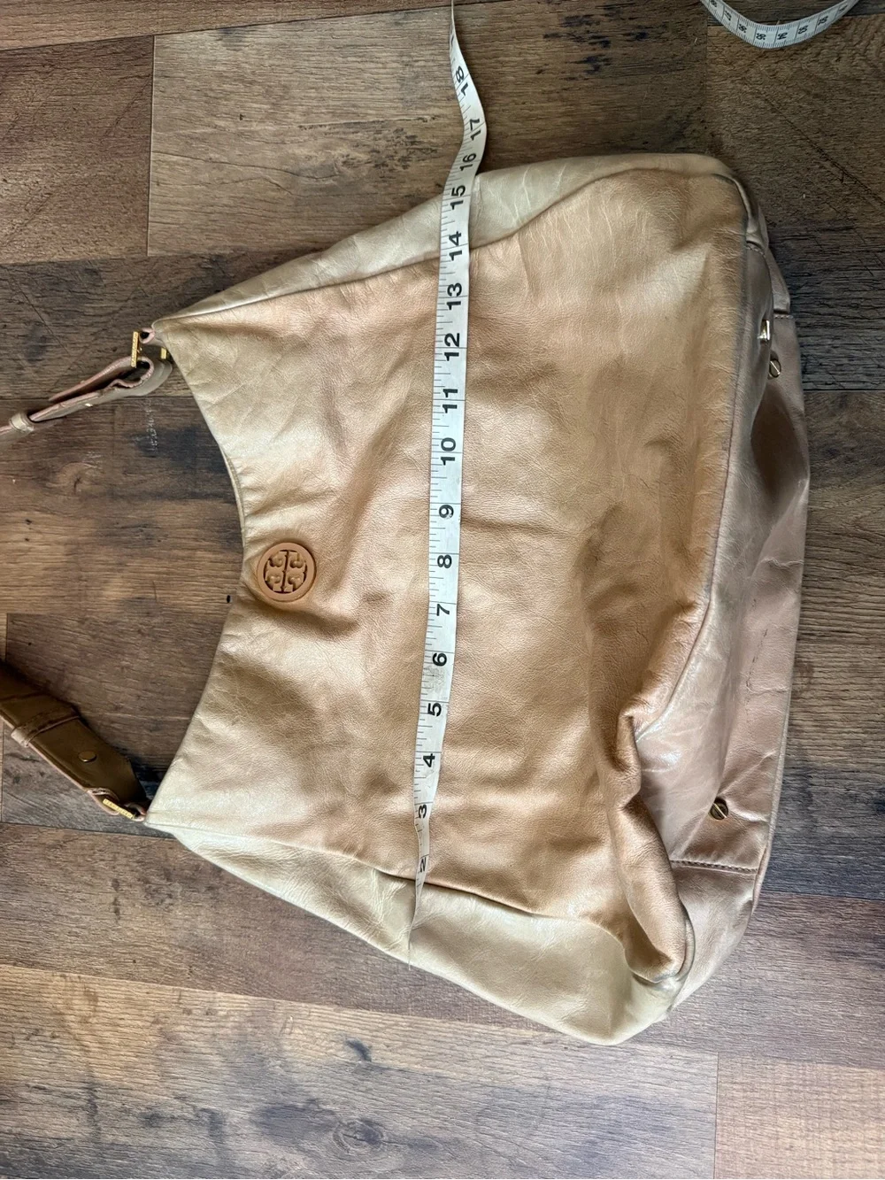 Tory Burch tory burch